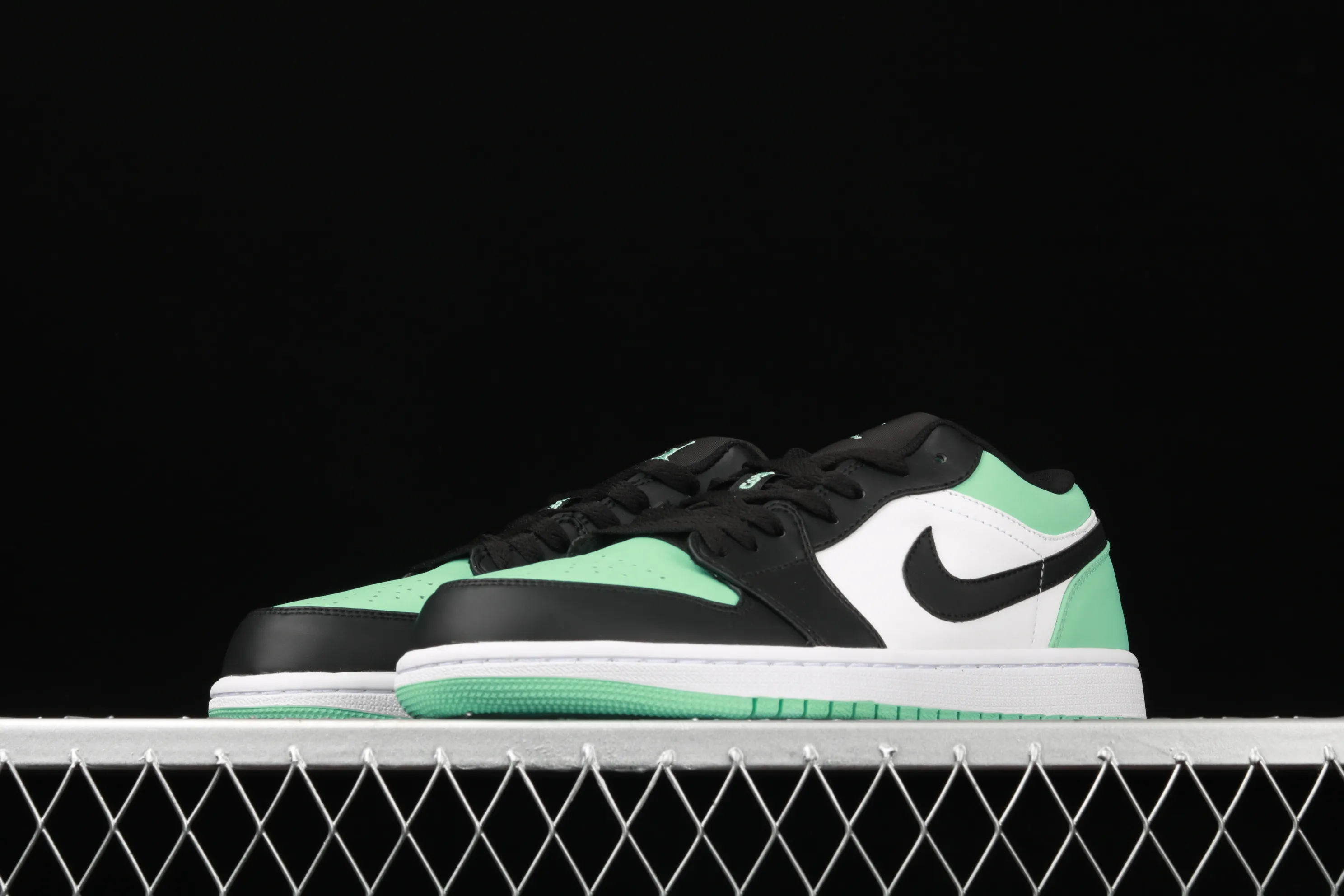 All categories Air Jordan Jordan series basketball shoes Air Jordan 1 Low Air Jordan 1 Low AJ1 Joe 1 low-top cultural and leisure sports sneakers 553558-117